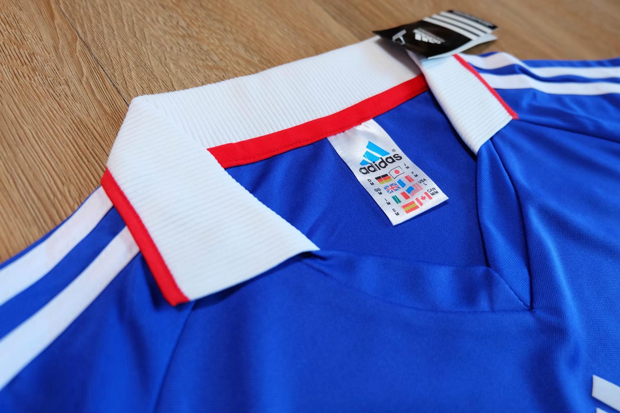 Japan 1999/00 Home Vintage Jersey เสื้อทีมชาติญี่ปุ่น เสื้อบอลทีมชาติญี่ปุ่น เสื้อญี่ปุ่นย้อนยุค