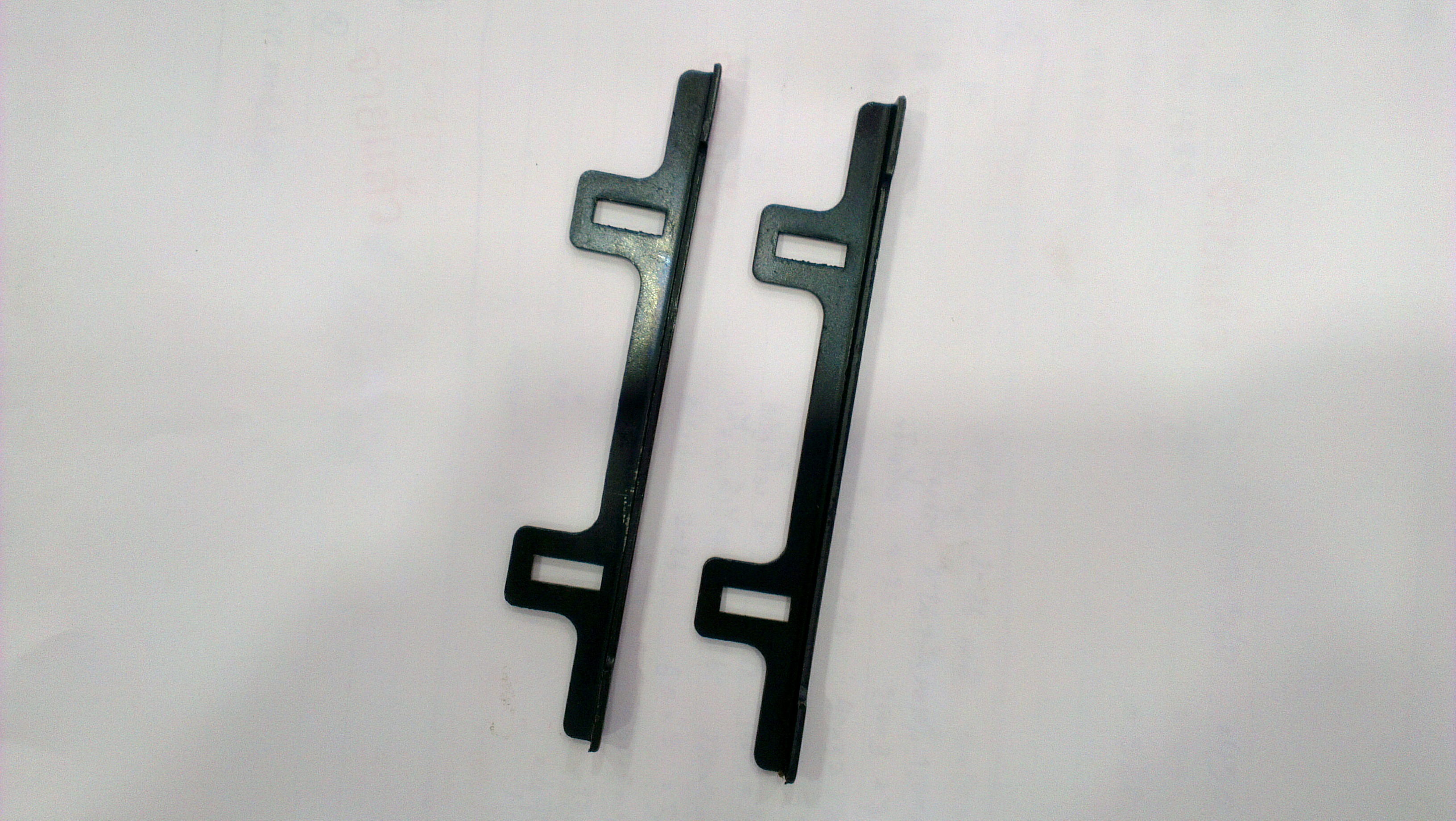 เหล็กยึดใบมีดกบ กบไฟฟ้า Makita มากีต้า รุ่น 1804N [#44] (ขายเป็นคู่)