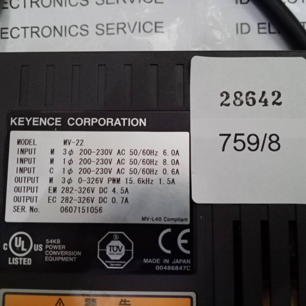 MV-22 SERVO DRIVE " KEYENCE "