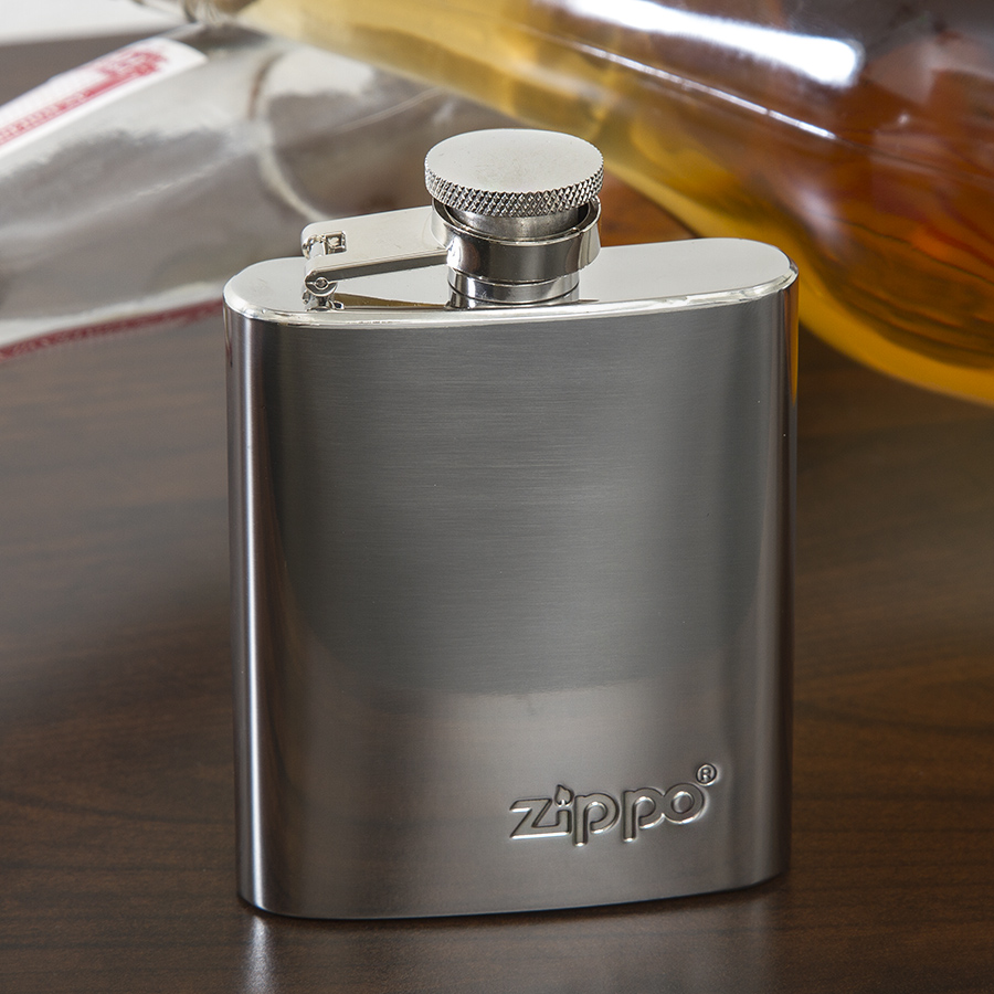 กระป๋องเหล้าแสตนเลสขนาด 3 ออนซ์ Zippo แท้ - Zippo 122228 Flask 3 Ounce Stainless Steel Embossed