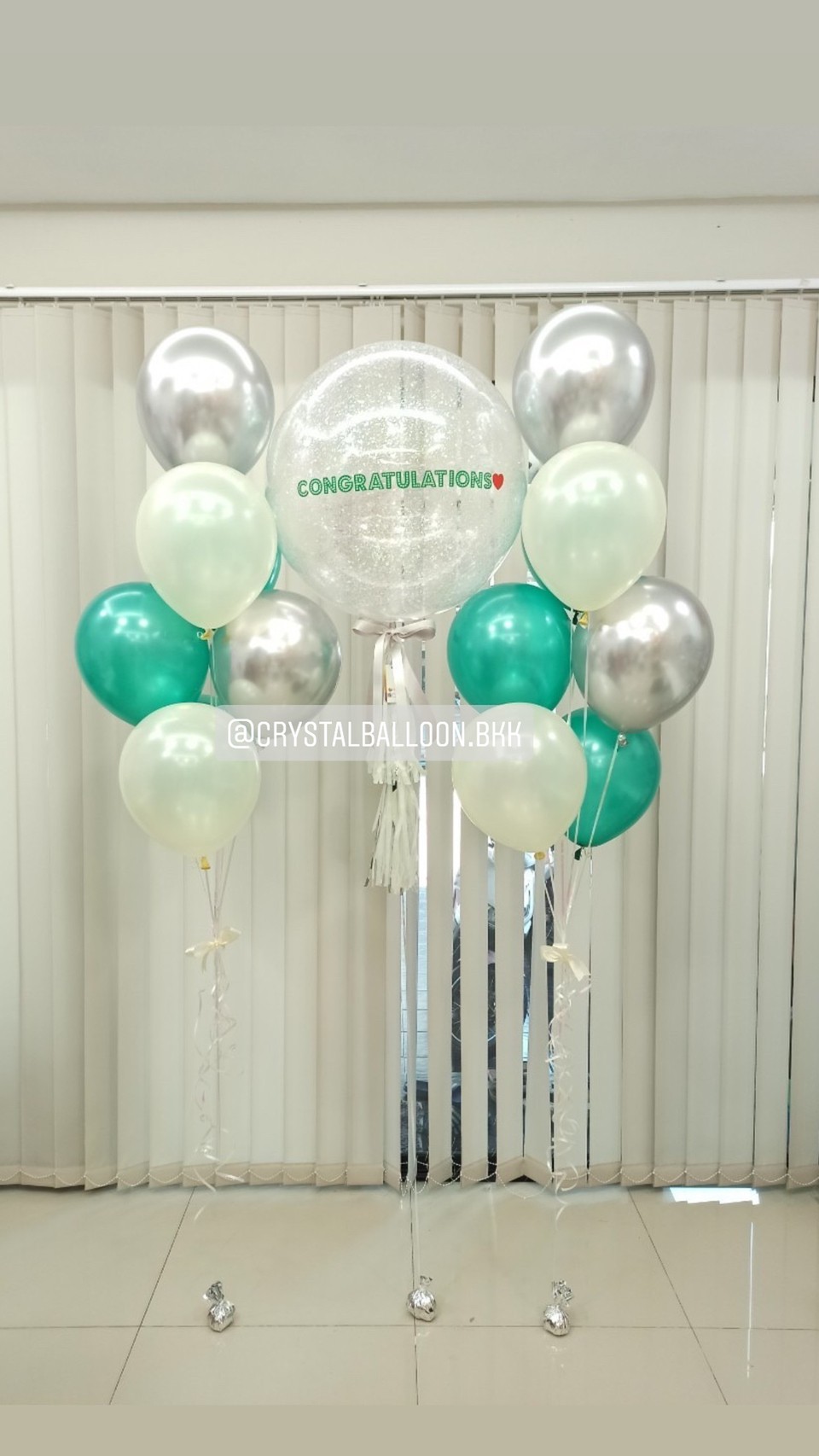 ลูกโป่ง แสดงความยินดี Bubble ขนาด 24" พร้อม ช่อลูกโป่ง ช่อ 7 ลูก 2 ช่อ พร้อมตกเเต่ง สามารถเปลี่ยนสีลูกโป่ง/เปลี่ยนข้อความ/เปลี่ยนขนาดได้