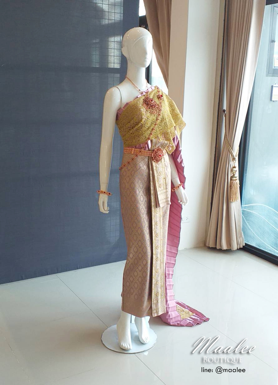 พร้อมเช่า ชุดแต่งงานไทยประยุกต์ สไบสีชมพูกลีบบัว (ราคาเช่าเป็นคู่)