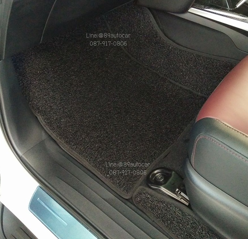 พรมปูพื้นรถยนต์ Toyota Fortuner 2015-2017 ไวนิลสีดำขอบดำ
