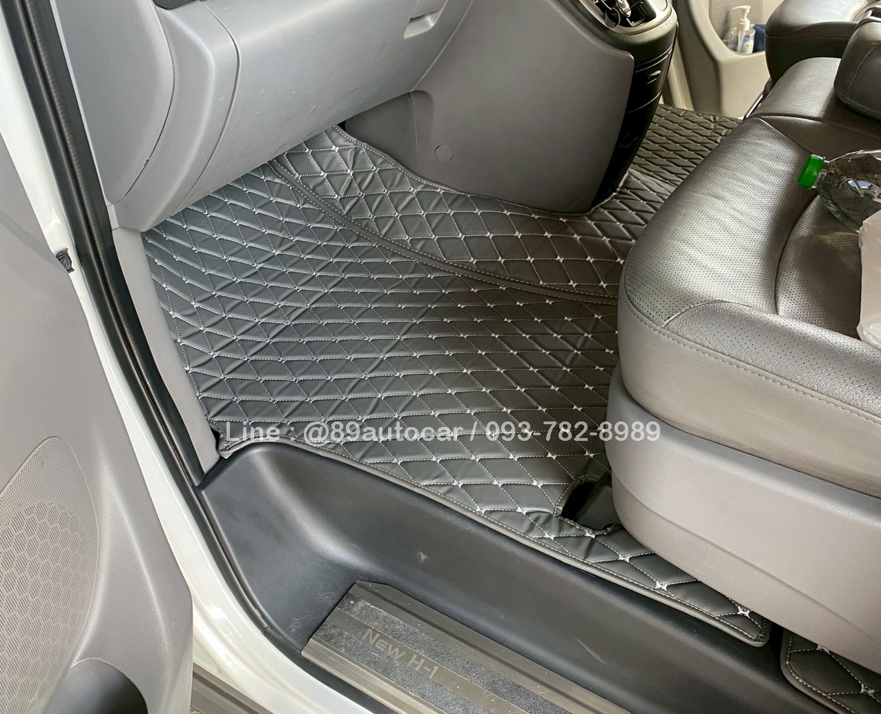 พรมรถตู้ Hyundai H1 Limited 2017 พรม6D สีเทาด้ายเทา เต็มคัน