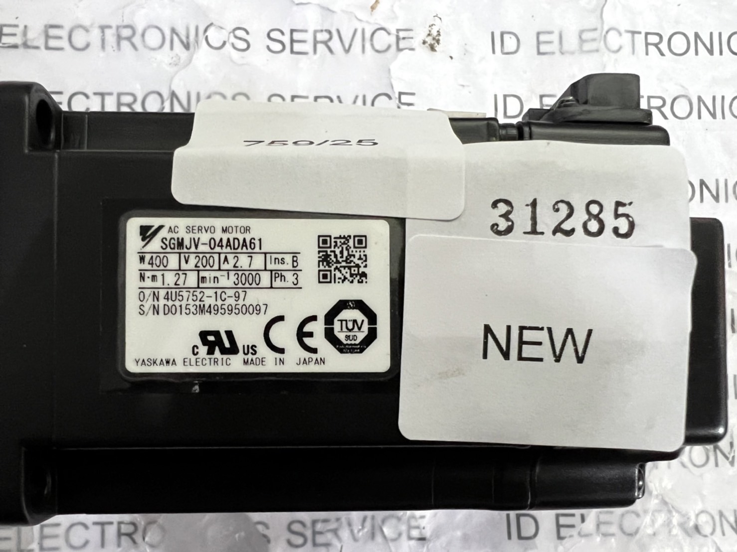 SGMJV-04ADA61 SERVO MOTOR " YASKAWA "