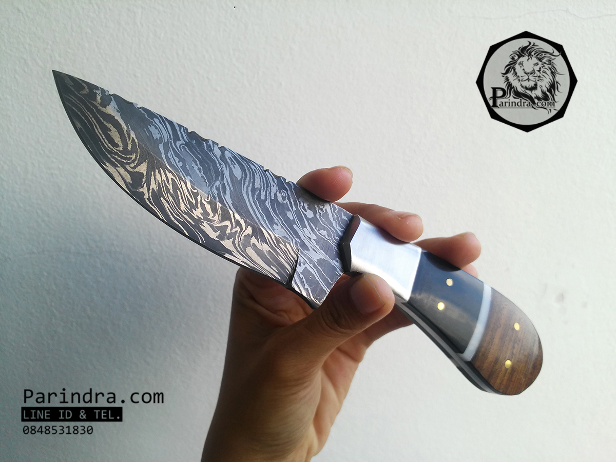 มีดดามัสกัส (Damascus) ด้ามเขาควายดำและไม้ ขนาด 8 นิ้ว ตีพับ 200 ชั้น นำเข้าจาก ปากีสถาน DPK003