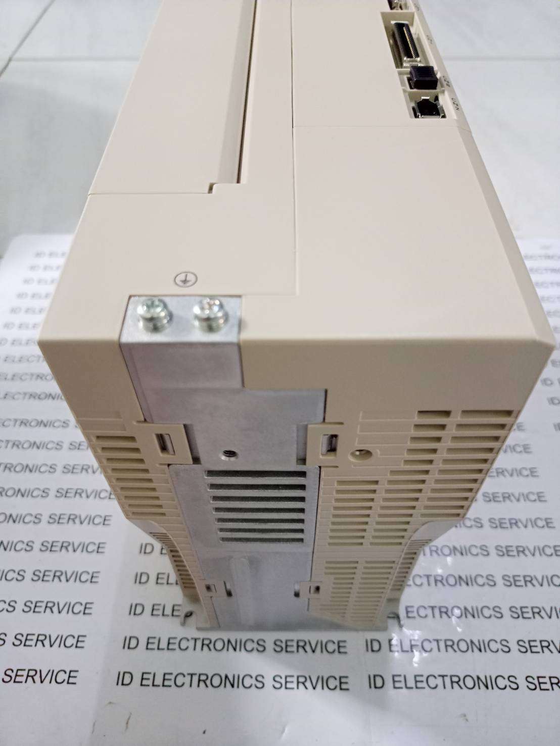 SGDV-330A01A SERVOPACK " YASKAWA "