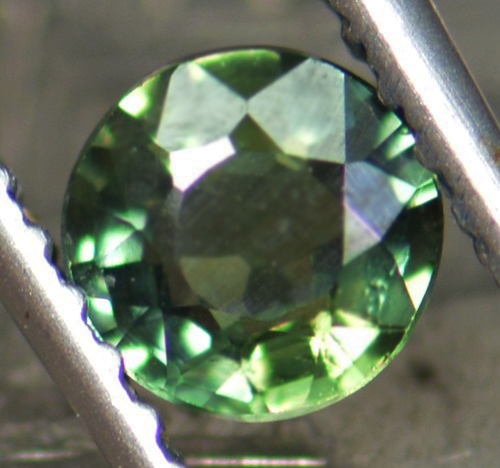 พลอยมรกตบางกะจะ 0.44 กะรัตพลอยไทย