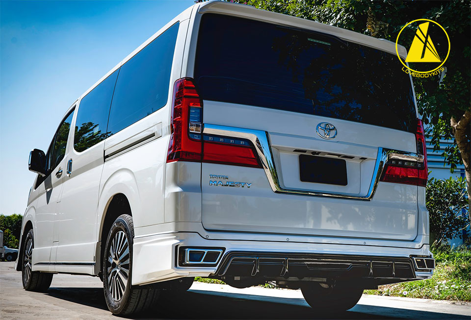 ชุดแต่ง LUMGA : MAJESTY