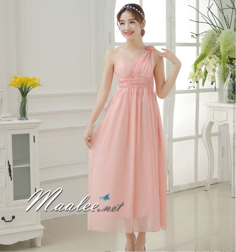 พร้อมส่ง ชุดเดรสยาว เกาะอก ไหล่เดียว จับสม๊อกด้านหลัง สีชมพู