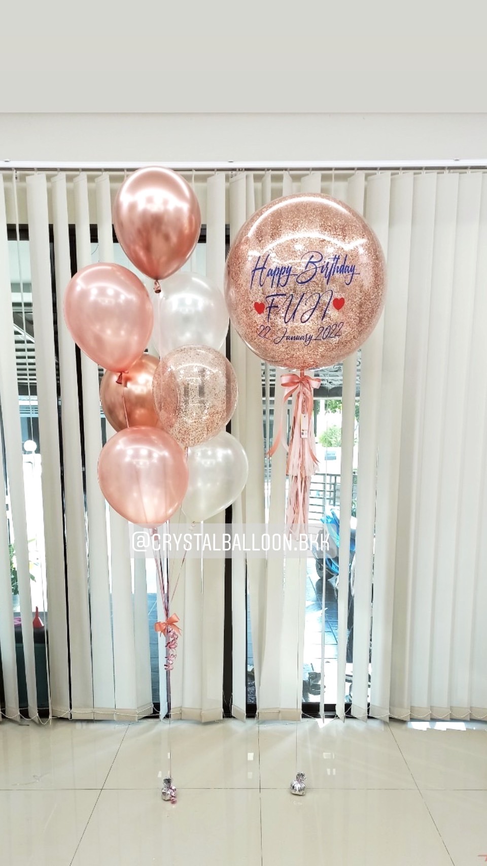 ลูกโป่ง วันเกิด Bubble ขนาด 24" สีโรสโกล พร้อม ช่อลูกโป่ง ช่อ 7 ลูก 1 ช่อ,ลูกโป่งใส ใส่กลิตเตอร์ พร้อมตกเเต่ง สามารถเปลี่ยนสีลูกโป่ง/เปลี่ยนข้อความ/เปลี่ยนขนาดได้