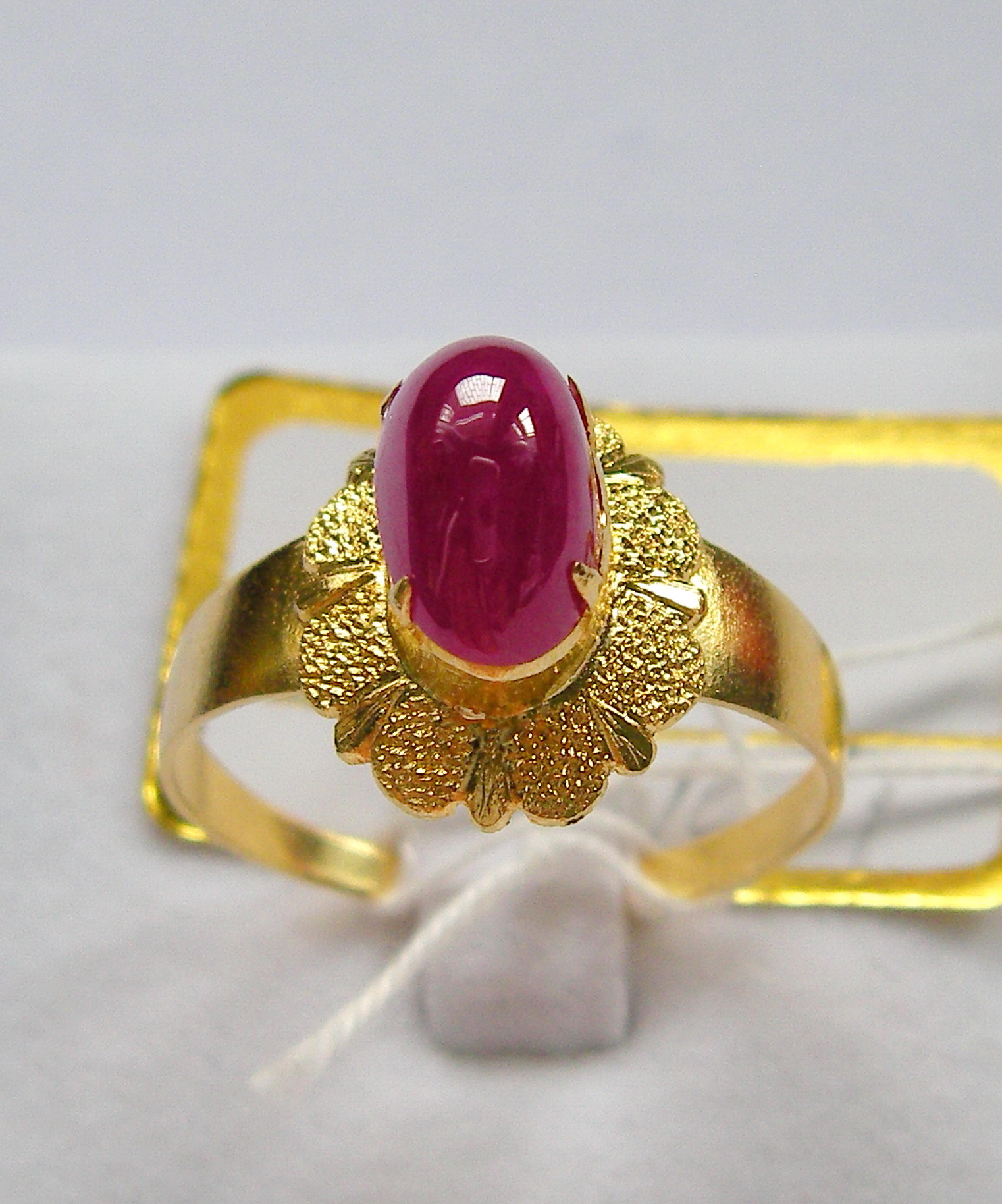 ทับทิมพม่า 緬甸紅寶石 Ruby Myanmar Sapphire นน. 2.43 ct.