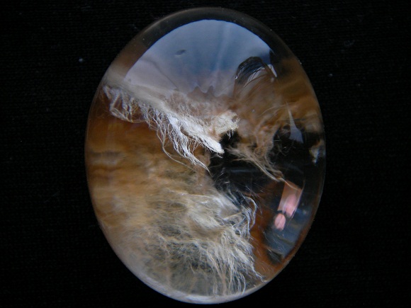 QU0006 QUARTZ โป่งข่ามแก้วใส แก้วเข้าแร่ แพรใหมเงิน แพรใหมทอง ห่อหุ้มทรัพย์ แก้วใสสวยสะอาด size 19.93x15.62x8.14 mm. QUARTZ จากพม่า