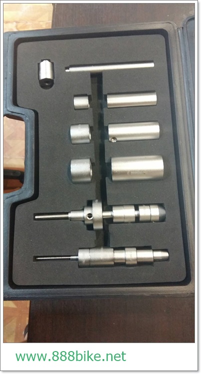 เครื่องมือเซอร์วิสลูกปืน TOKEN TK104 Hub Tools