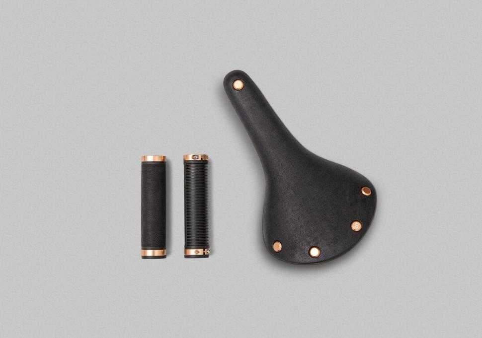 เบาะ BROOKS C17, Cambium C17 Special COPPER : Organic-Black rubber with Copper Rivet