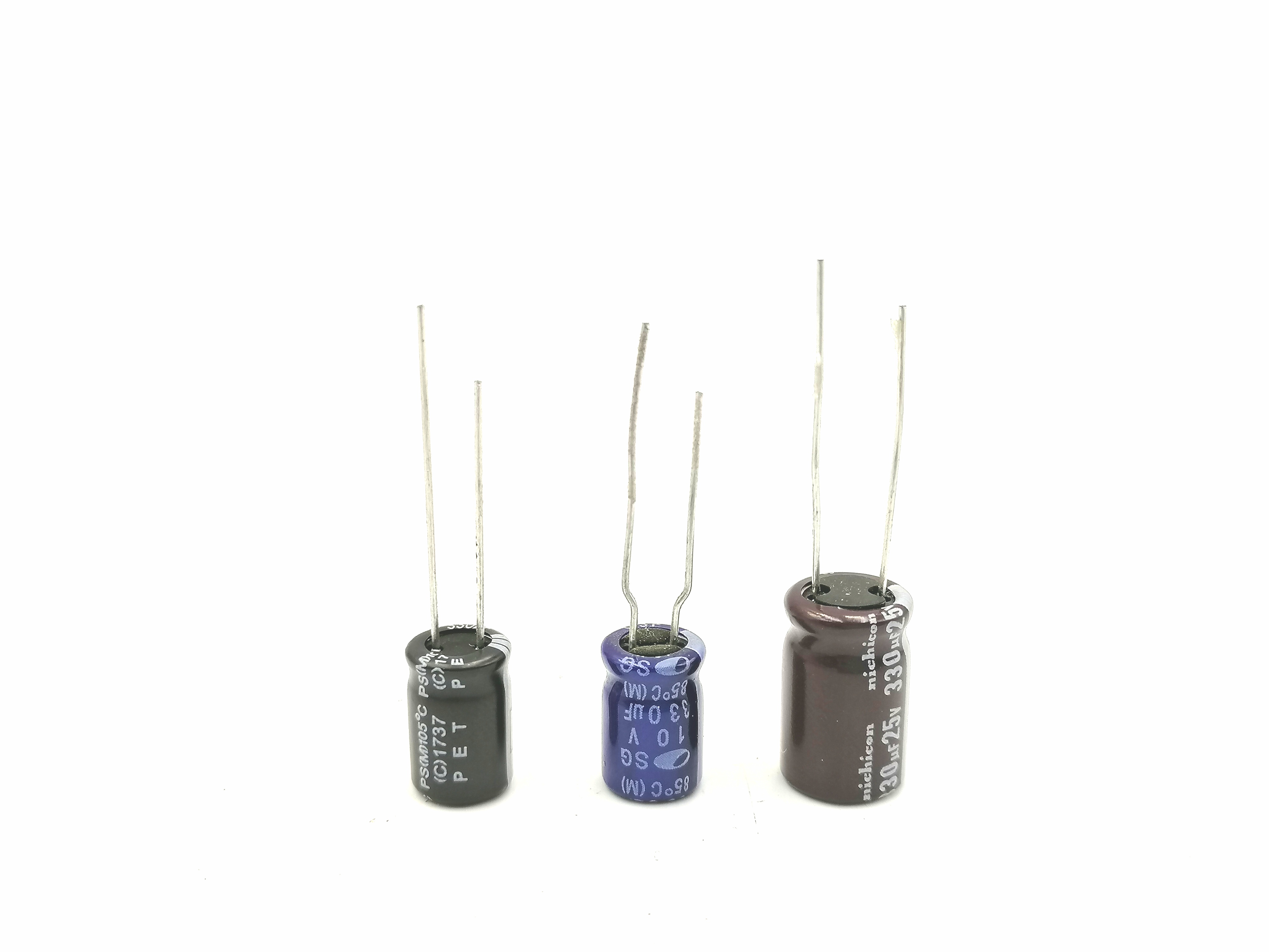 C ตัวเก็บประจุ อิเล็กโทรไลท์(แบบมีขั้ว) 330uF 10v. / 330uF 16v. / 330uF 25v. สำหรับใช้งานทั่วไป งาน DIY สินค้าเกรดดี #K12