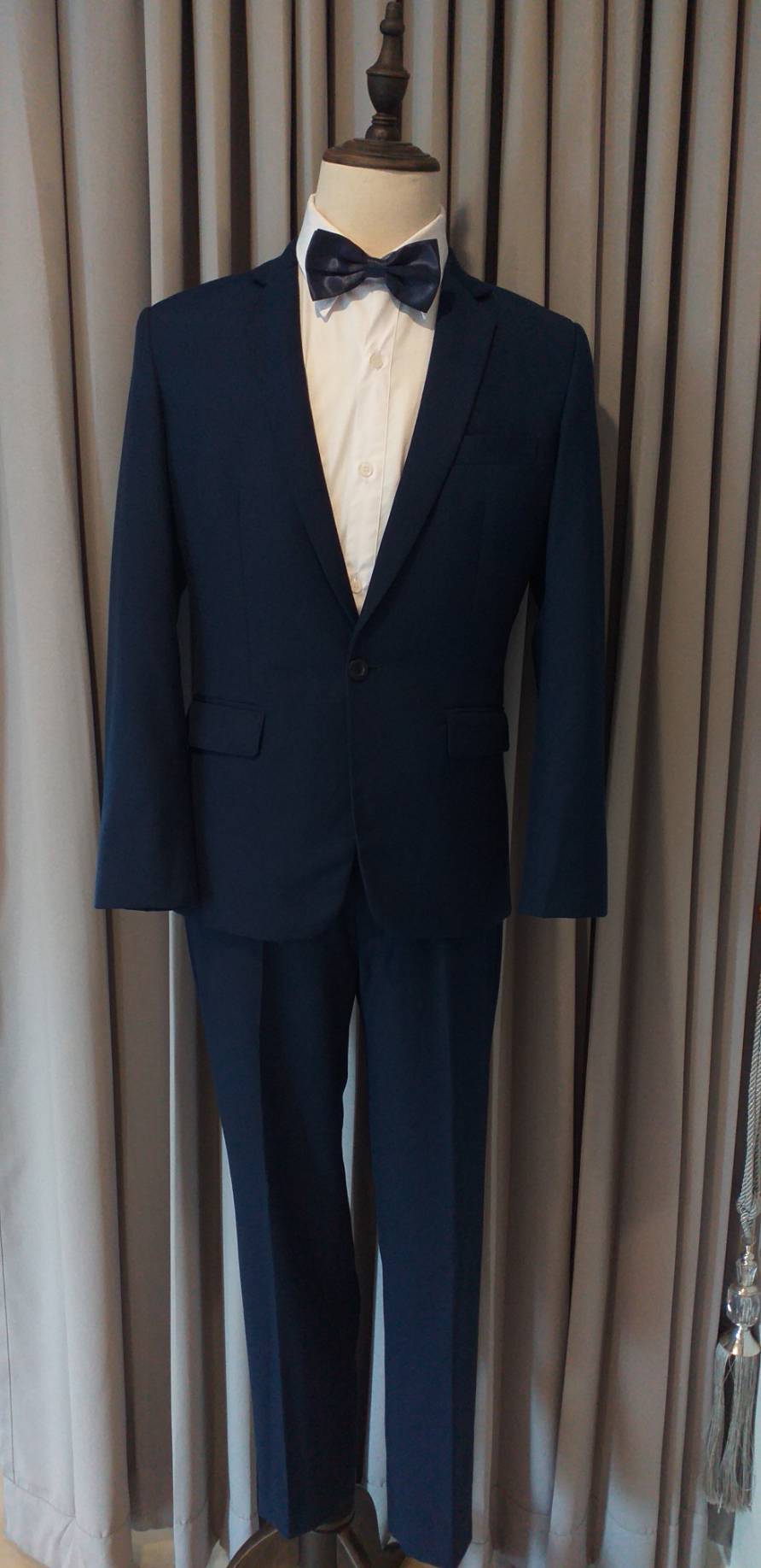 สูทตัดเช่า ชุดสูทชาย สีน้ำเงินเข้ม (ไม่ใช่สีกรมท่า) งานเนี๊ยบ ไม่มีเสื้อกั๊ก