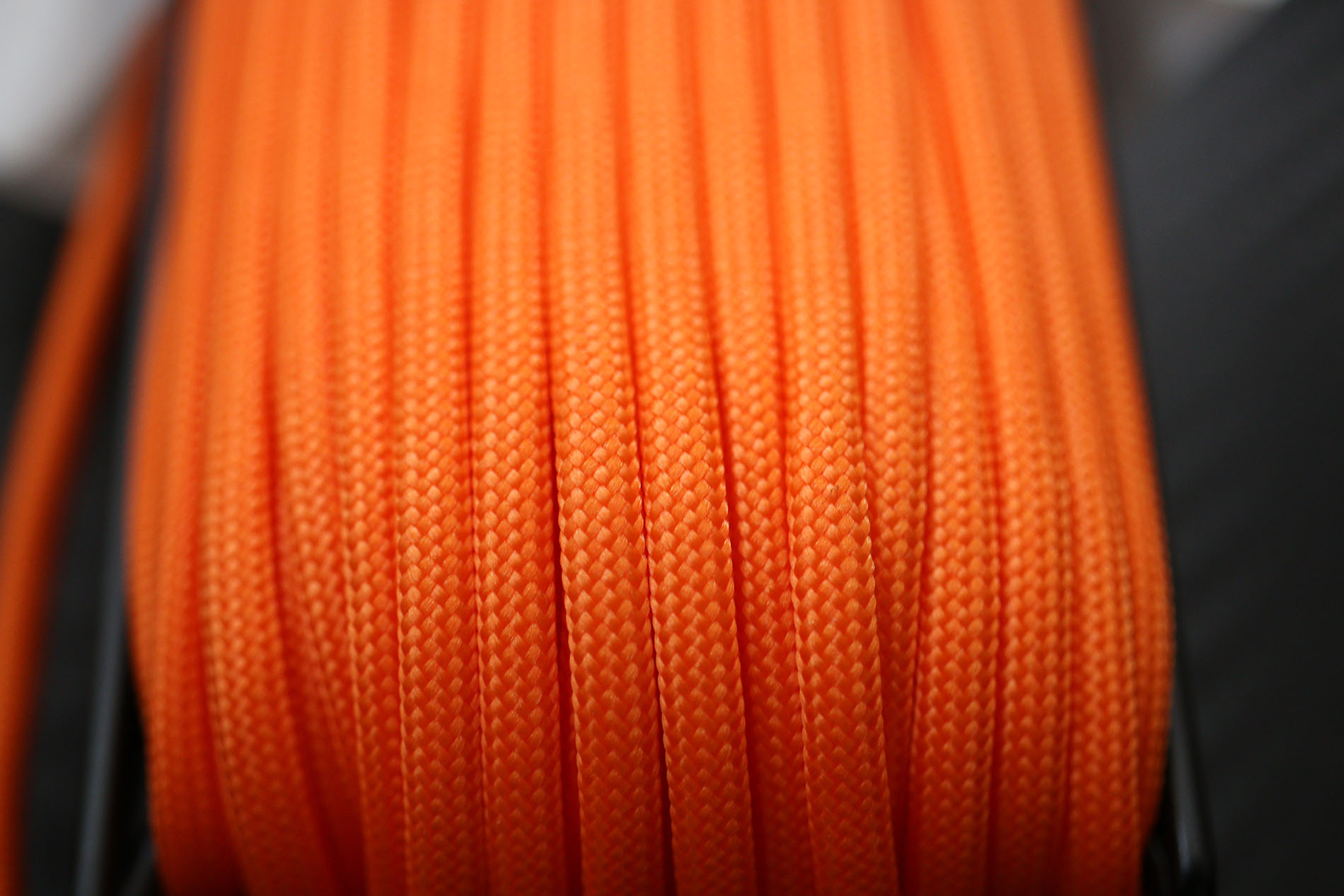 เชือกพาราคอร์ด PARACORD 550 คุณภาพสูง # ORANGE ใช้ได้งานได้เอนกประสงค์