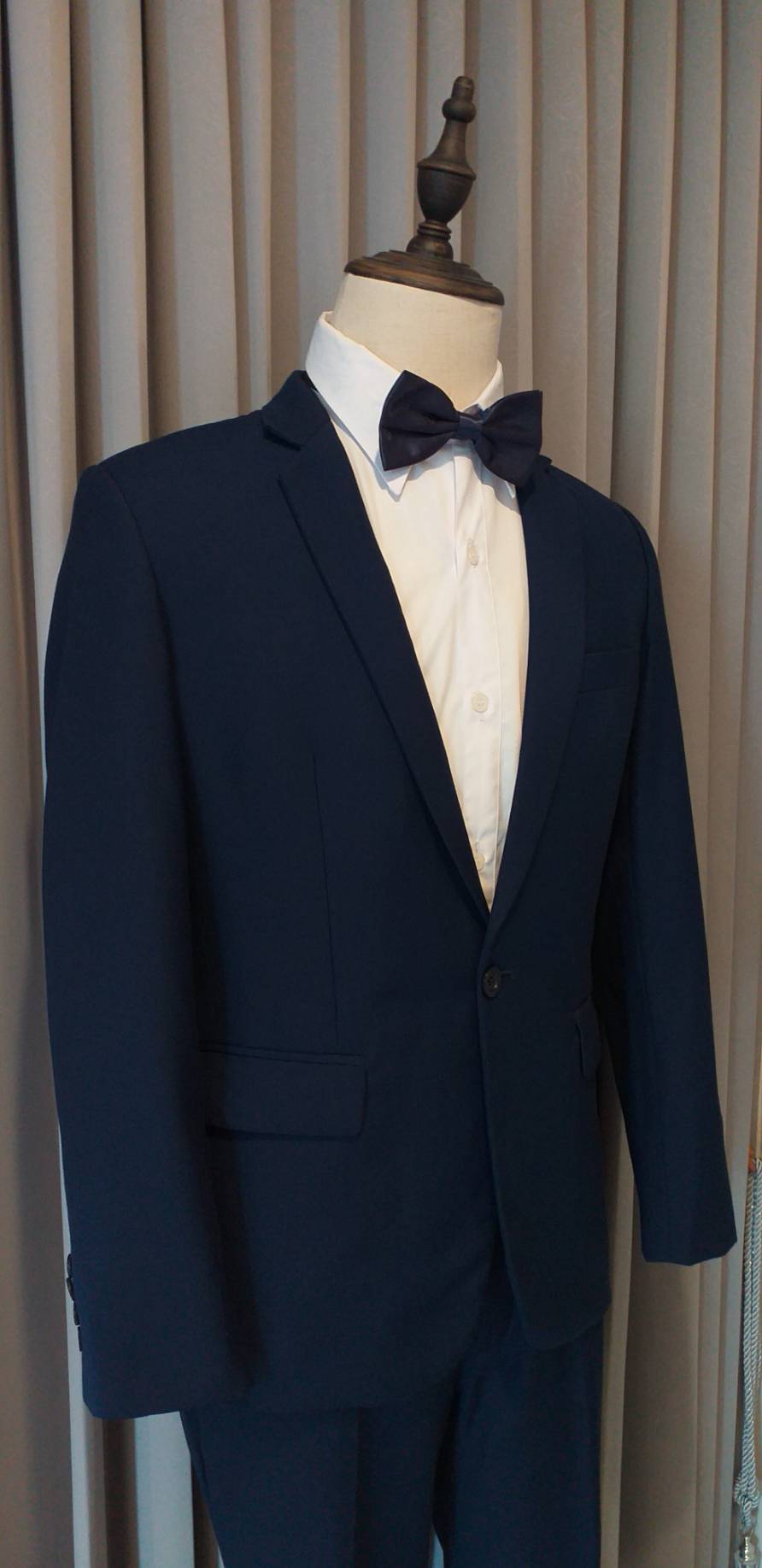 สูทตัดเช่า ชุดสูทชาย สีน้ำเงินเข้ม (ไม่ใช่สีกรมท่า) งานเนี๊ยบ ไม่มีเสื้อกั๊ก