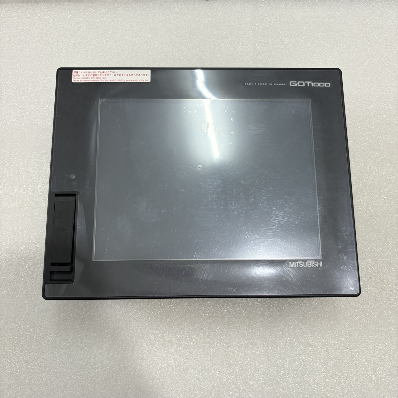 GT1665M-VTBA HMI " MITSUBISHI "