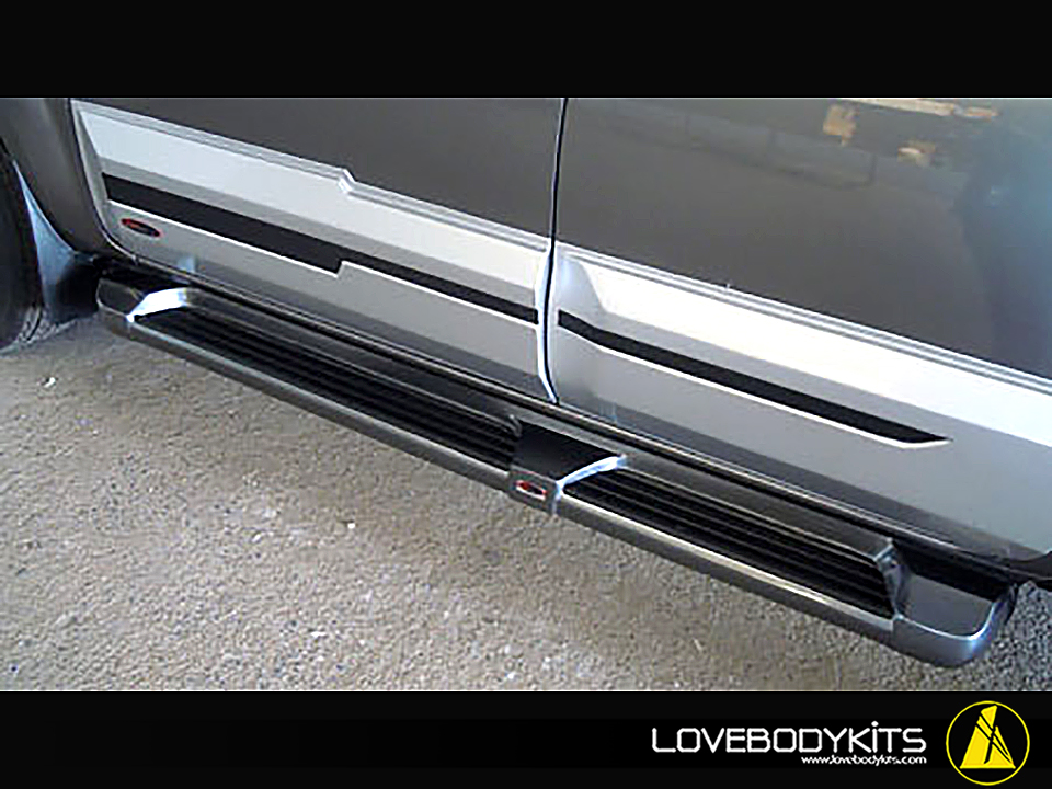 ครอบบันไดข้าง รุ่น 4 ประตู : NAVARA NP300
