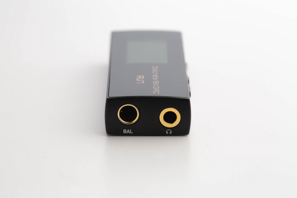 Cayin RU7 Dongle DAC 1 บิตแบบแยกส่วน เกณฑ์มาตรฐานใหม่สำหรับการพกพาแบบพิเศษ ประกันศูนย์ไทย