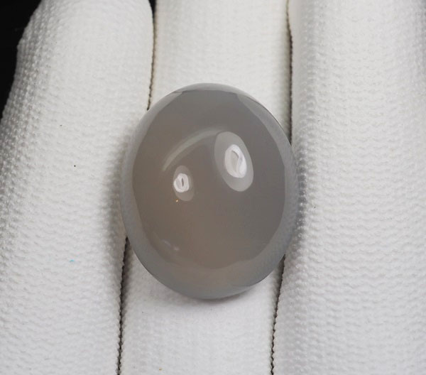 คาลซิโดนีสีลาเวนเดอร์ (Lavender Chalcedony) 34.05 กะรัต