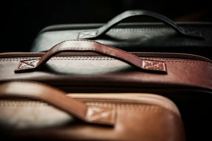 ++ อุปกรณ์เสริมมายากล TCC。กระเป๋า มายากล ระยะใกล้ (Close-Up Hand Bag)
