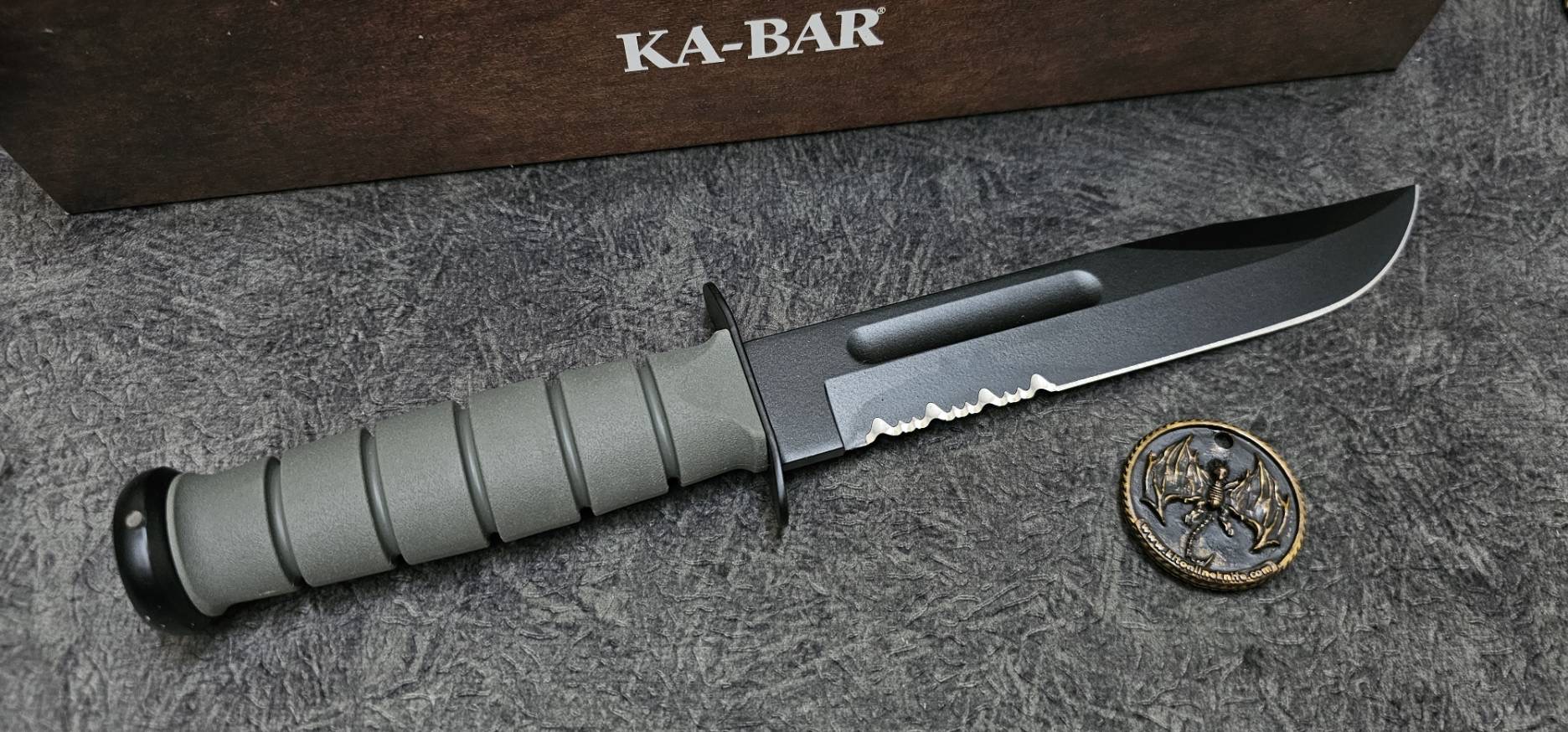 Ka-Bar Bowie Full-Size Knife Foliage GFN Sheath (7" Black Serr)