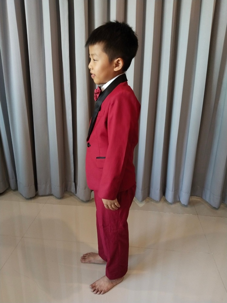 พร้อมเช่า ชุดสูทเด็กชาย สีแดง **พร้อมเช่าไซส์ 120,130,140,150,160,170**