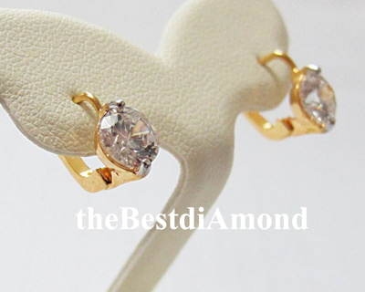 สินค้าหมด BE916+++ต่างหูห่วง เพชรเม็ดเดี่ยว+++ต่างหูน่ารักๆ เป็นแบบติดติ่งหู ใส่ได้ทุกโอกาส เรียบๆ แต่น่ารักดีค่ะ เพชรใหญ่กำลังสวย ขนาด 80 ตัง