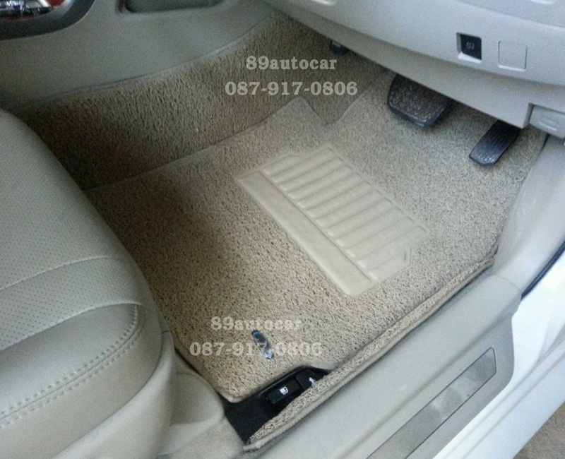 พรมไวนิลปูพื้นรถยนต์ Toyota Camry 2011 ไวนิลสีครีมขอบครีม