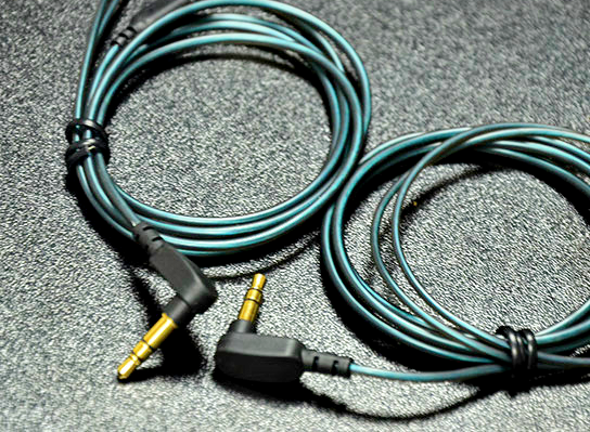 ขาย KZ สายไฟแบบ 82แกน สำหรับซ่อมหูฟัง