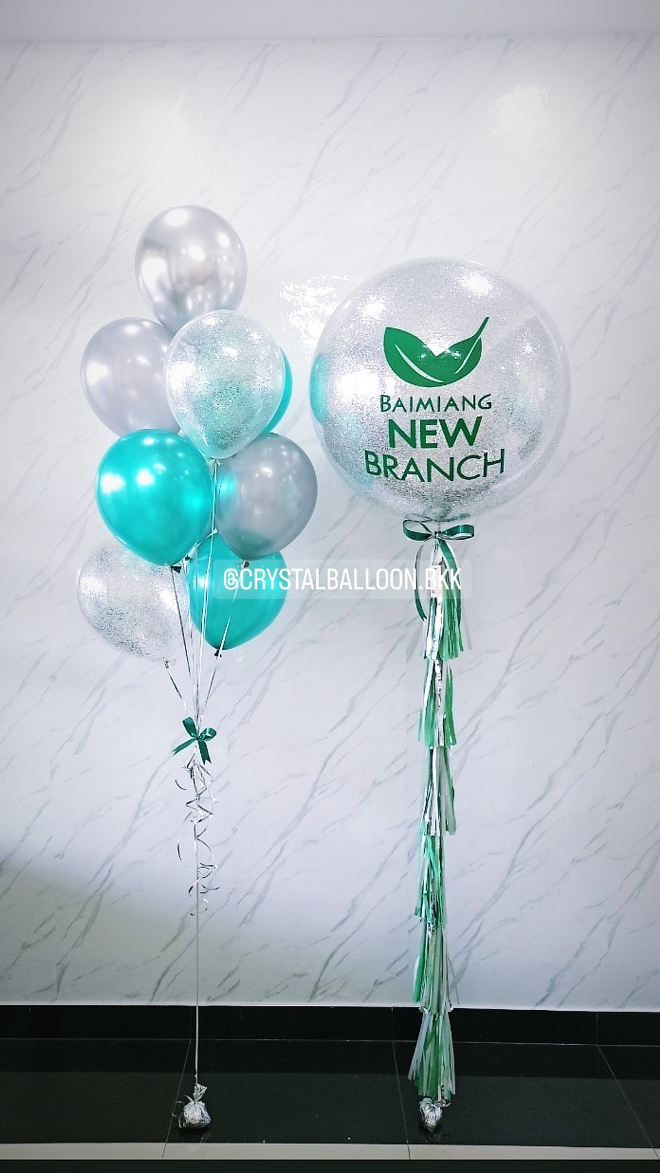 ลูกโป่ง เปิดร้าน Bubble ขนาด 36" Theme เขียว-เงิน พร้อมตกแต่ง ช่อลูกโป่ง 9 ลูก 1 ช่อ,ลูกโป่งใส ใส่กลิตเตอร์ สามารถเปลี่ยนสีลูกโป่ง/เปลี่ยนข้อความ/เปลี่ยนขนาดได้