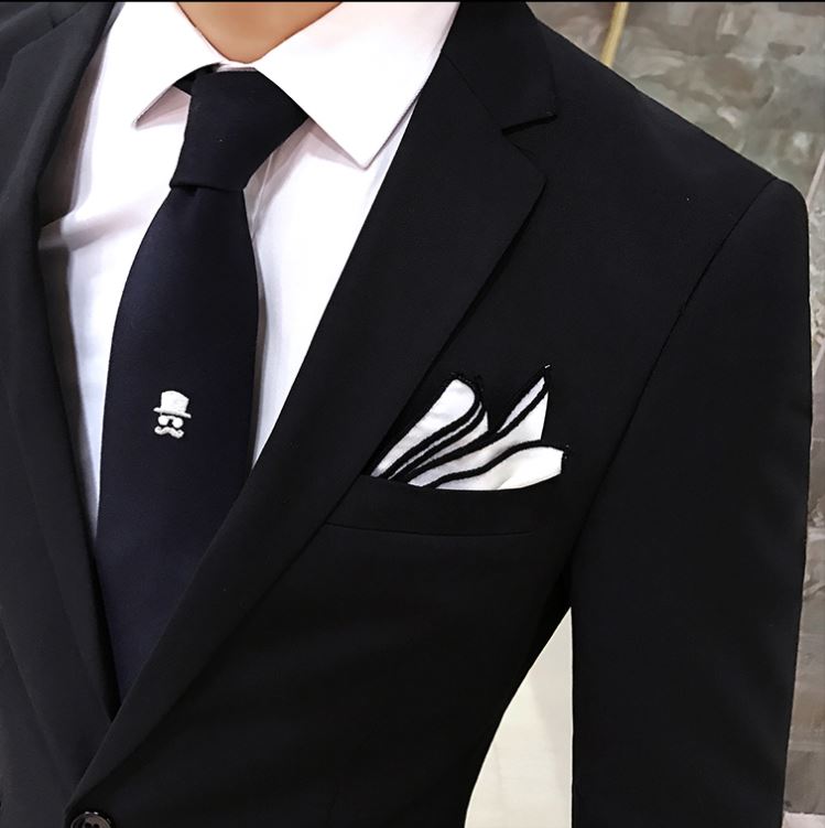 พร้อมเช่า ชุดสูทชาย สีกรมท่า ธีมnavy blue รุ่นคลาสสิค พร้อมเสื้อกั๊ก