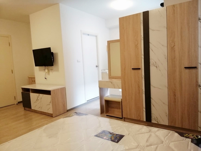 ให้เช่าเดอะ พอยต์ คอนโด รังสิต คลอง 6 ชั้น 5 ตึกC 26 ตร.ม. เฟอร์ครบ พร้อมอยู่