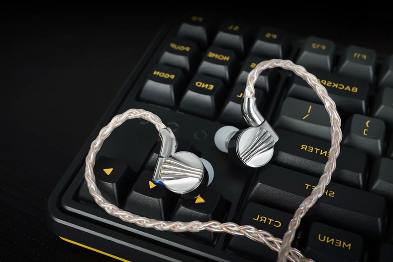 FiiO LC-RE Pro 2022 สายอัพเกรดหูฟังแบบ tri-metallic สามธาตุ ประกันศูนย์ไทย