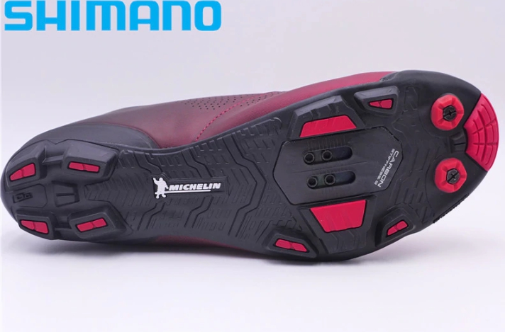 รองเท้าเสือภูเขา Shimano XC7 พื้นคาร์บอน เท้ากว้าง, SH-XC701