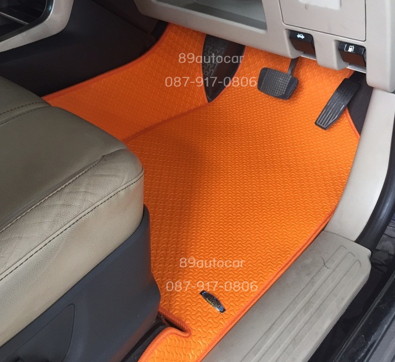 พรมปูพื้นรถยนต์เข้ารูปราคาถูก Chevrolet Trailblazer ลายจิ๊กซอร์สีส้มขอบส้ม