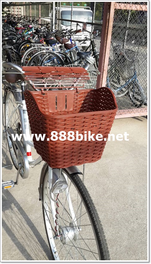 ตะกร้าจักรยาน BAKET04 สไตล์หวายเทียม พร้อมฝาปิด.มีแบบนูน ตะกร้าพลาสติก