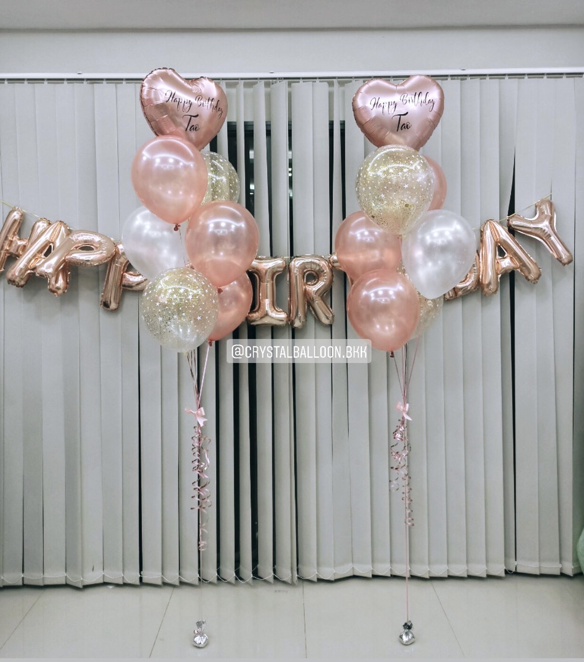 ลูกโป่ง วันเกิด HAPPY BIRTHDAY 13 ตัว ตัวอักษรสีโรสโกล พร้อม ช่อลูกโป่ง 2 ช่อ,ลูกโป่งใสลายดาว ใส่กลิตเตอร์,ฟอยล์หัวใจ ขนาด 18" 2 ชิ้น พร้อมตกเเต่ง สามารถเปลี่ยนสีลูกโป่ง/เปลี่ยนสีตัวอักษร HBD/เปลี่ยนข้อความได้