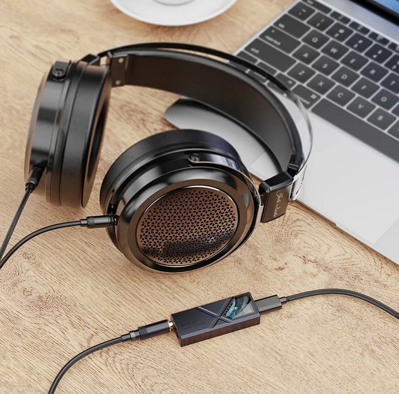 FiiO KA13 DAC/AMP พกพา ชิป Dual DACs + Dual Op-Amps รองรับ Hi-Res ประกันศูนย์ไทย