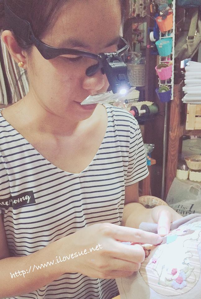 แว่นขยายแบบสวม มีไฟส่องสว่างในตัว - สั่งซื้อ ไม่มีพร้อมส่ง