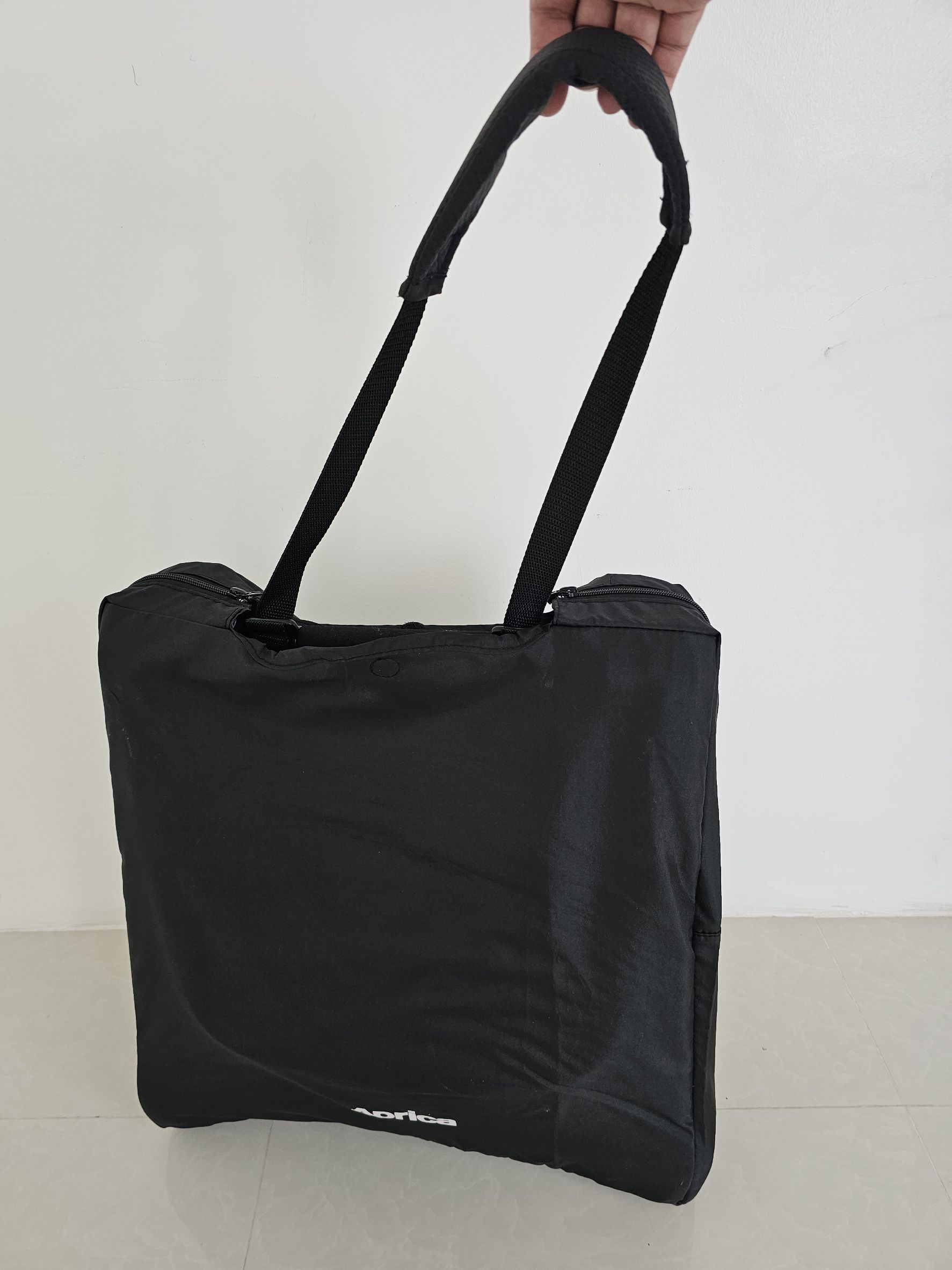 รถเข็น Aprica รุ่น nano smart สีแดง พับเก็บเล็ก มีถุงใส่ หิ้วขึ้นเครื่องได้เลย