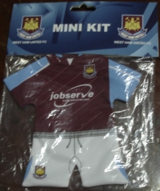 มินิคิต ชุดเสื้อติดกระจก ฟุตบอล สโมสรเวสต์แฮม ยูไนเต็ด - HOME KIT 2005/07 ใหม่ / WESTHAM UNITED Football Club Mini Kit - HOME KIT 2005/07 NEW