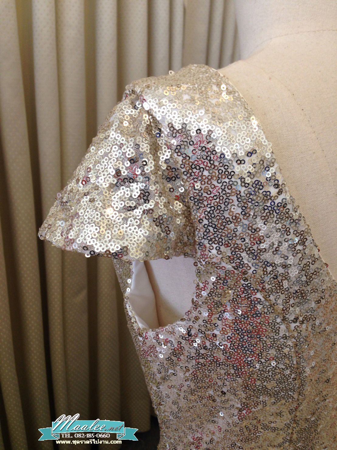 พร้อมส่ง ชุดราตรียาว แบบแขนสั้น ผ้าหลัง สีเทา เนื้อผ้าแต่งเลื่อมทั้งตัว ทรงหางปลา