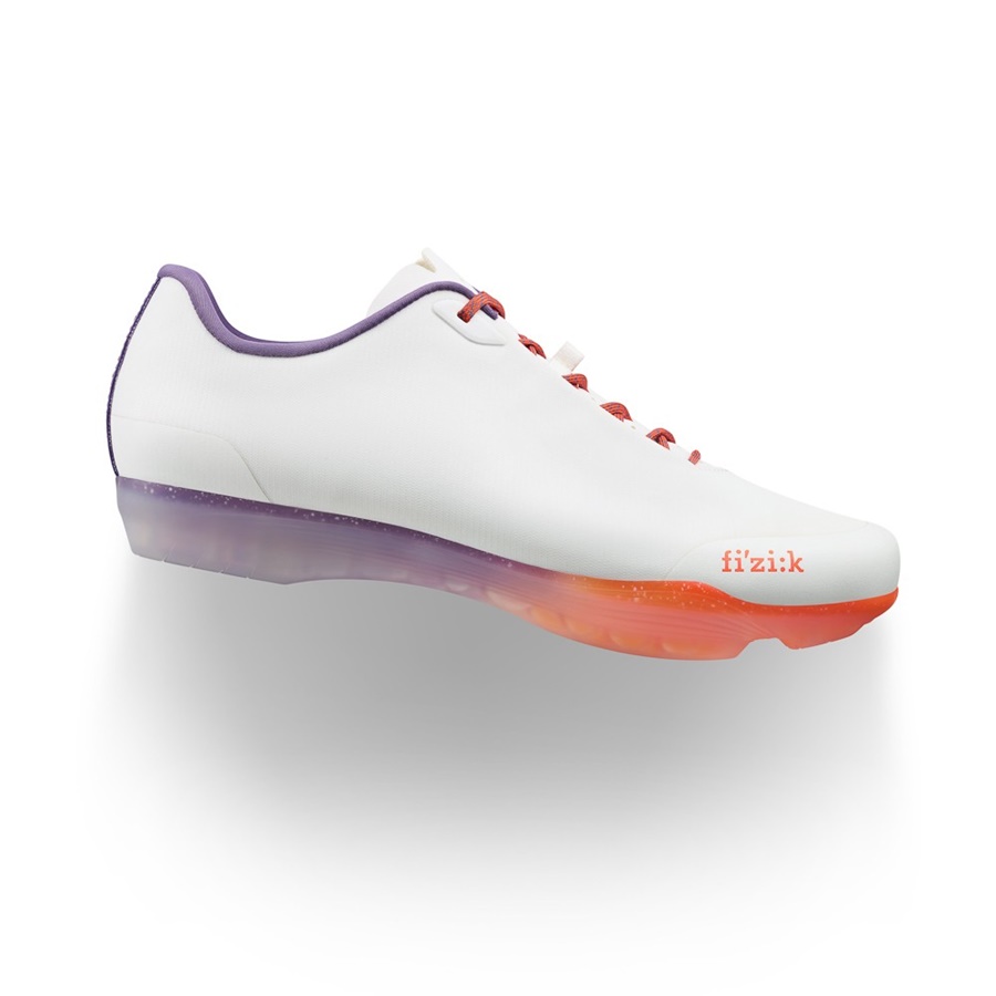 รองเท้าจักรยาน FIZIK TEMPO BEAT - รองเท้าอเนกประสงค์สำหรับนักปั่นทุกเส้นทาง พื้นรองเท้า ยาง TPU พร้อมแกนไนลอน