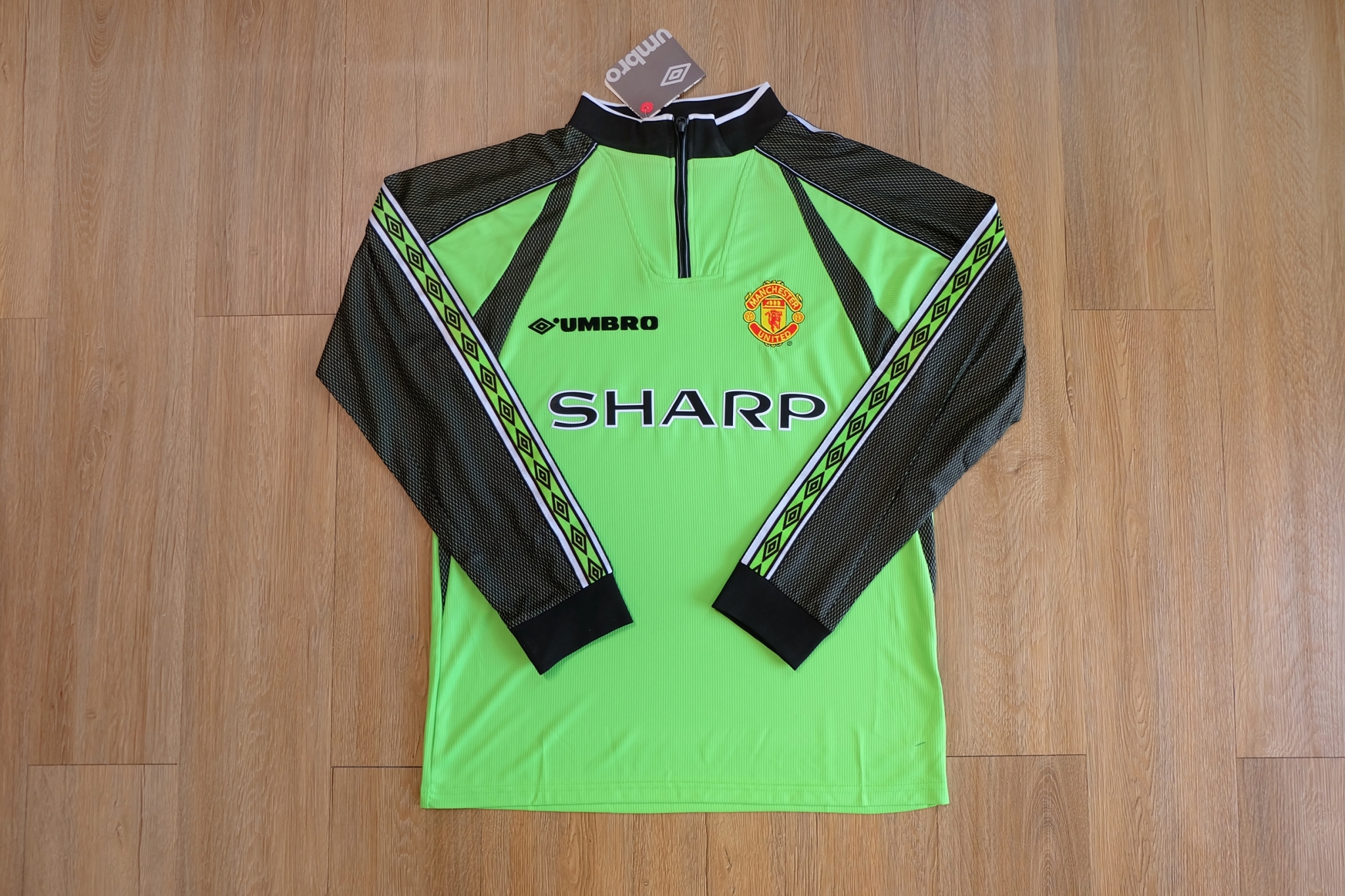 Manchester United 1998/1999 Goalkeepers Vintage Jersey เสื้อแมนยูย้อนยุคแขนยาว Schmeichel Goalkeeper