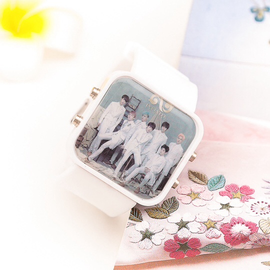 นาฬิกา Infinite