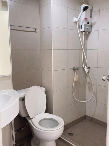 ให้เช่าคอนโด ลุมพินี ทาวน์ รามอินทรา-นวมินทร์ ชั้น 8 ตึกD 23 ตรม.เครื่องใช้ไฟฟ้าครบ ใกล้สินแพทย์